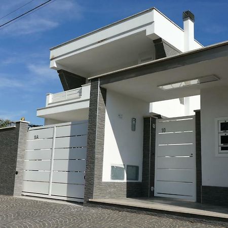Sosta Rock Apartman Casal Palocco Kültér fotó